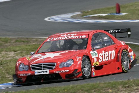 Nu er det slut for Alesi i DTM, men ikke med karrieren